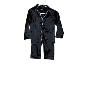 Toddler Girl Black Satin Button Down Pajama Set Size 2T
